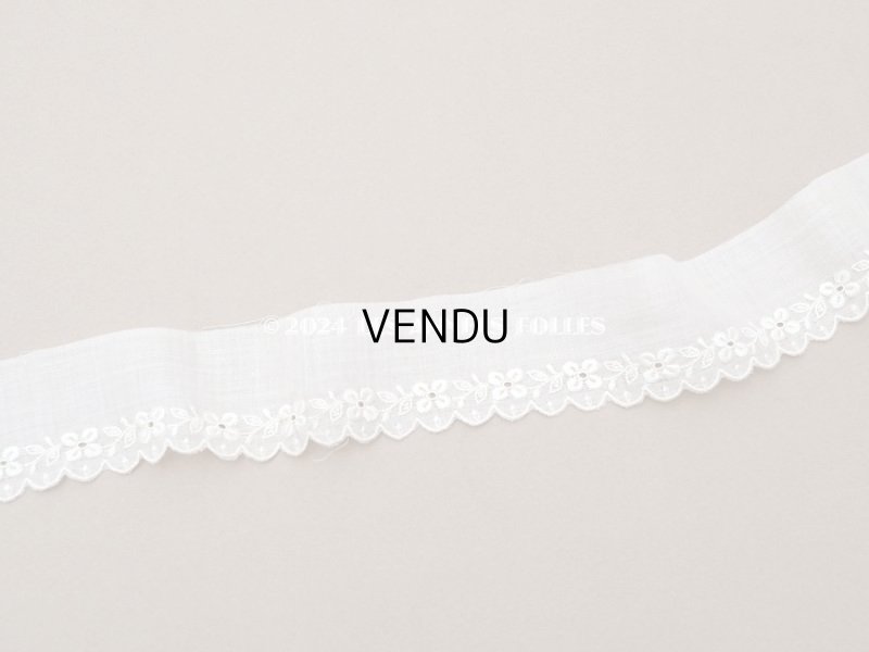 画像4: 19世紀末 アンティーク 花刺繍のスカラップレース オーガンジー 3.6cm幅