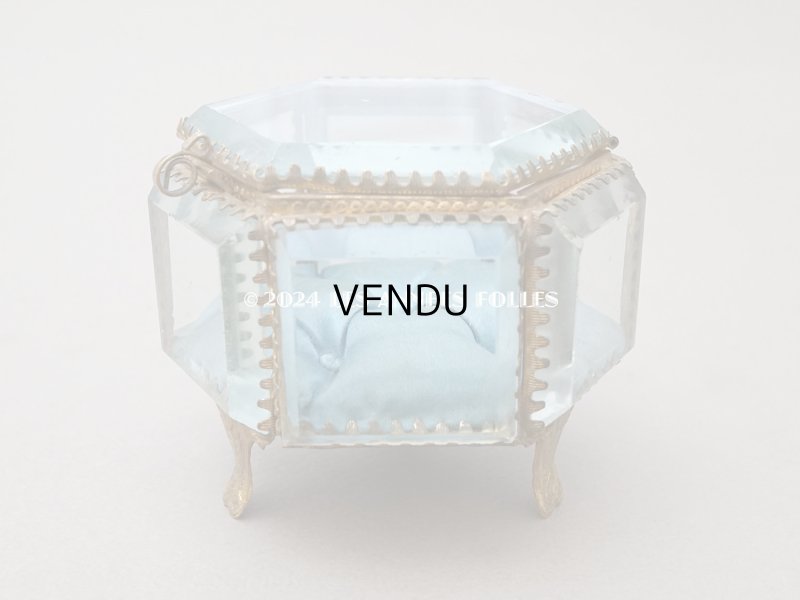 画像8: 19世紀末 アンティーク ジュエリーボックス 6角形 スモーキーブルーのシルク製クッション