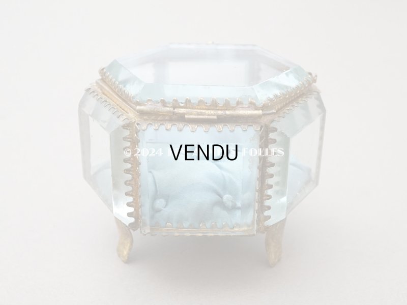 画像4: 19世紀末 アンティーク ジュエリーボックス 6角形 スモーキーブルーのシルク製クッション