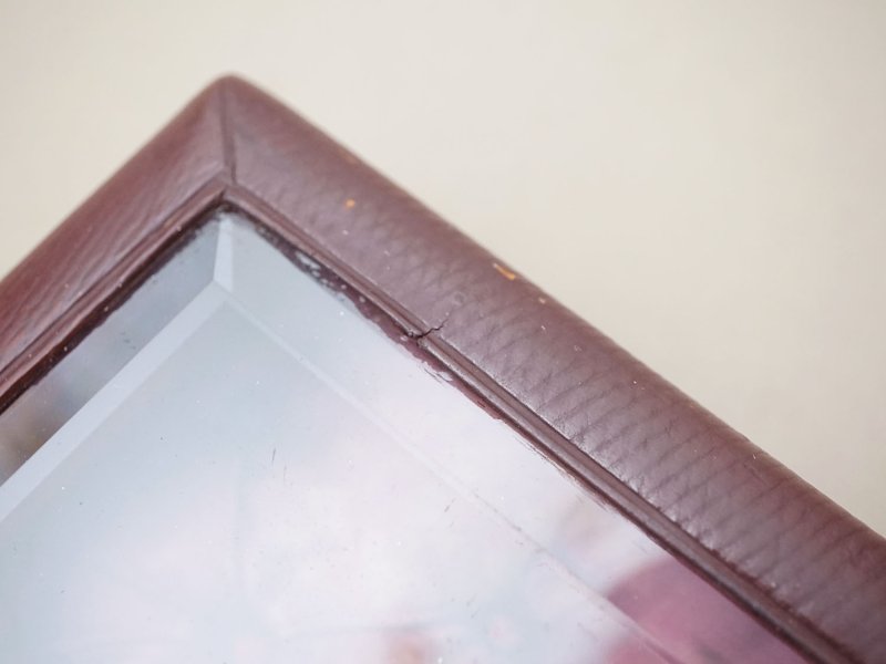 画像6: アンティーク 本革製 ジュエリーケース ボルドー色のシルク製クッション