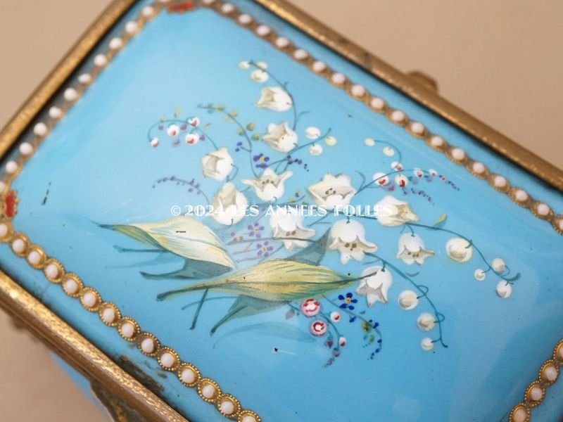 画像5: 19世紀 アンティーク 鈴蘭のジュエリーケース ブレッサン・エナメル パールの装飾 シルククッション付