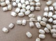 画像2: アンティーク 極小 スフレビーズ ライン入り 筒型 シルバー 3×5mm 600ピース 吹きガラス製ビーズ  (2)