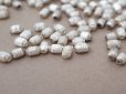 画像6: アンティーク 極小 スフレビーズ ライン入り 筒型 シルバー 3×5mm 600ピース 吹きガラス製ビーズ 
