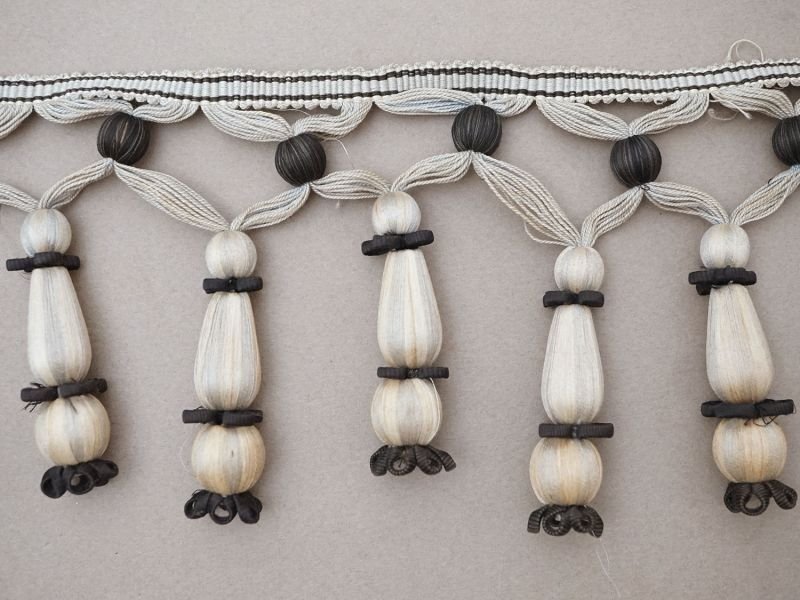 画像5: *蚤の市*19世紀 アンティーク パスマントリー ポンポン 3.9m