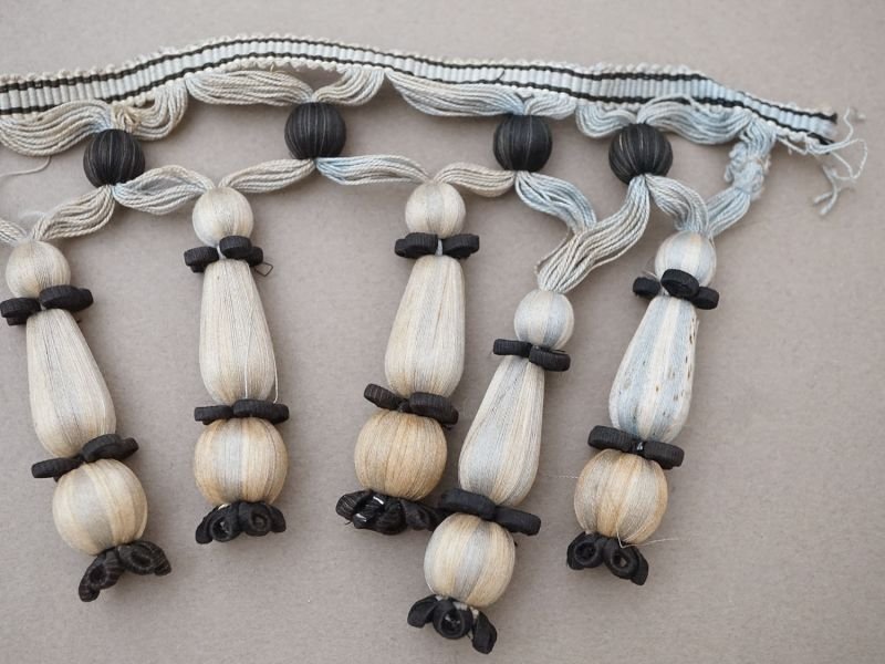 画像6: *蚤の市*19世紀 アンティーク パスマントリー ポンポン 3.9m