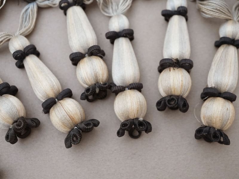 画像3: *蚤の市*19世紀 アンティーク パスマントリー ポンポン 3.9m