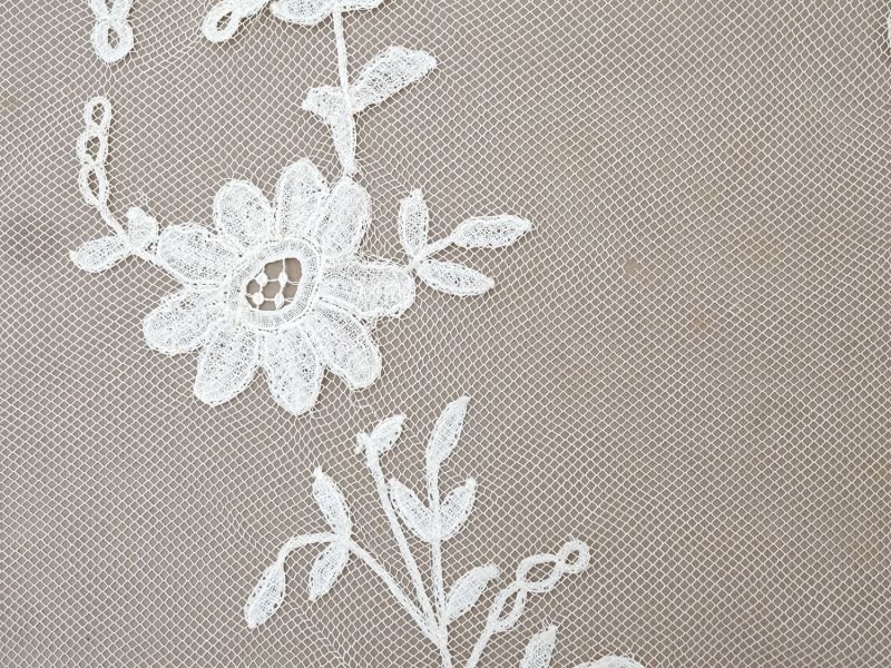 画像18: アンティーク ウェディングヴェール 花のモチーフ 約55×258cm アプリカシオン・アングルテール 