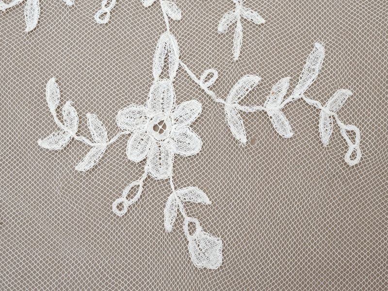画像21: アンティーク ウェディングヴェール 花のモチーフ 約55×258cm アプリカシオン・アングルテール 