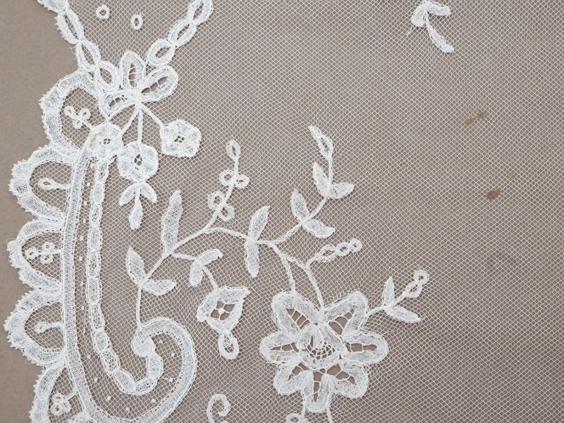 画像17: アンティーク ウェディングヴェール 花のモチーフ 約55×258cm アプリカシオン・アングルテール 