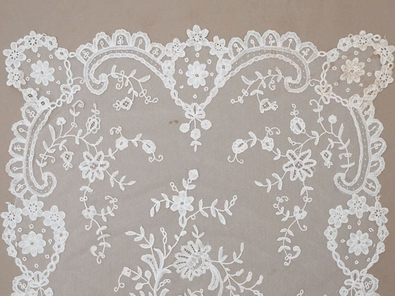 画像12: アンティーク ウェディングヴェール 花のモチーフ 約55×258cm アプリカシオン・アングルテール 