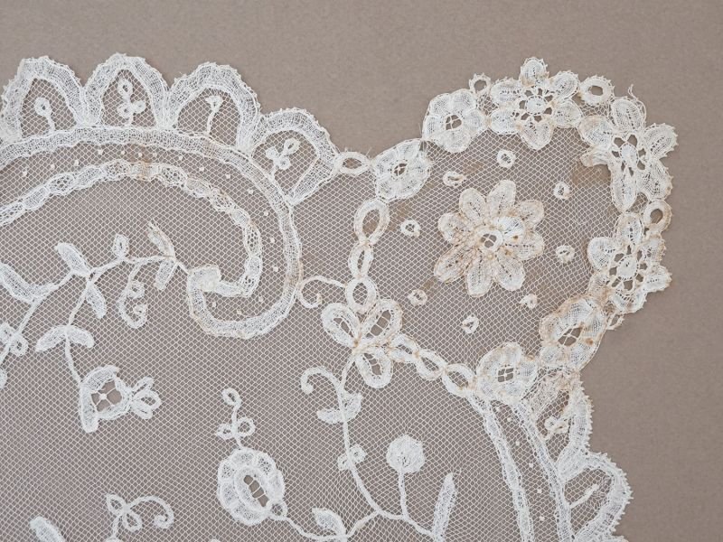 画像14: アンティーク ウェディングヴェール 花のモチーフ 約55×258cm アプリカシオン・アングルテール 