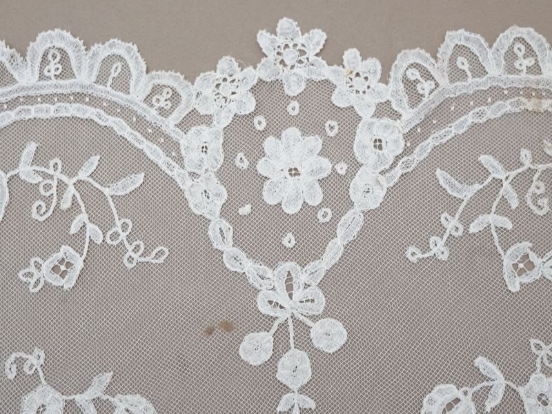 画像15: アンティーク ウェディングヴェール 花のモチーフ 約55×258cm アプリカシオン・アングルテール 