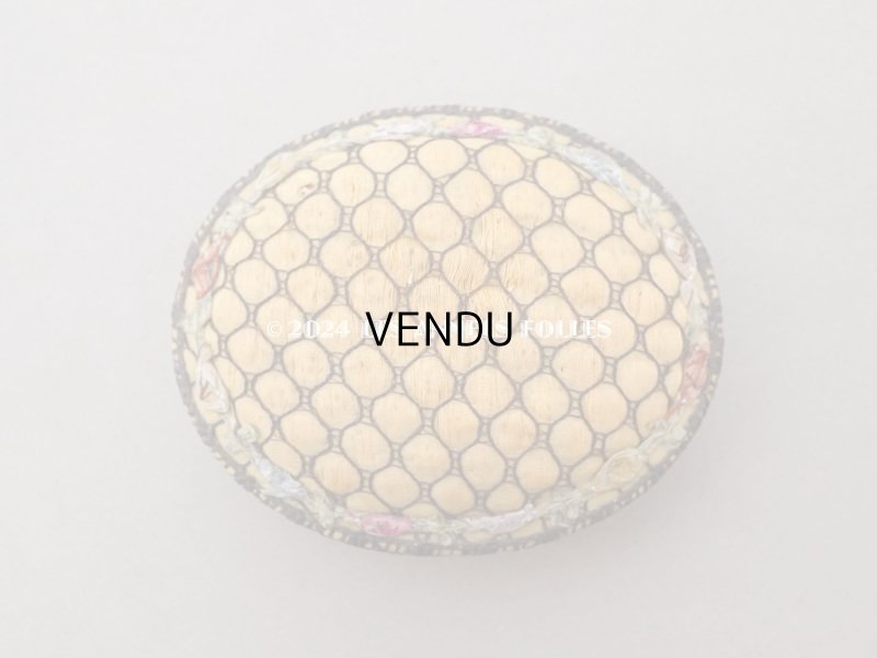 画像2: *蚤の市*アンティーク シルク製ロココトリム付 パウダーボックス