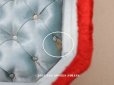 画像8: 19世紀末 アンティーク バカラ社のクリスタル香水瓶入り 裁縫箱 レッド＆パウダーブルー ベルベット＆シルククッション