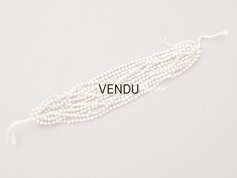 画像2: アンティーク 極小 スフレビーズ シャンパンゴールド 3mm 約600ピースのセット 吹きガラス製ビーズ 