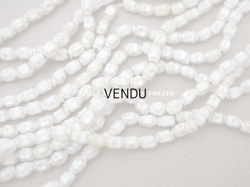 画像3: アンティーク 極小 スフレビーズ ライン入り 筒型 凹凸 シルバー  吹きガラス製ビーズ 2.5×4mm 約820ピース