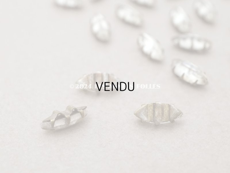 画像3: 19世紀末 アンティーク 台座付 ラインストーン クリア 24ピースのセット 4×9mm