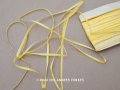 アンティーク リボン刺繍 & ロココトリム用 シルク製 リボン 5m 2.5mm幅 イエロー&ホワイト