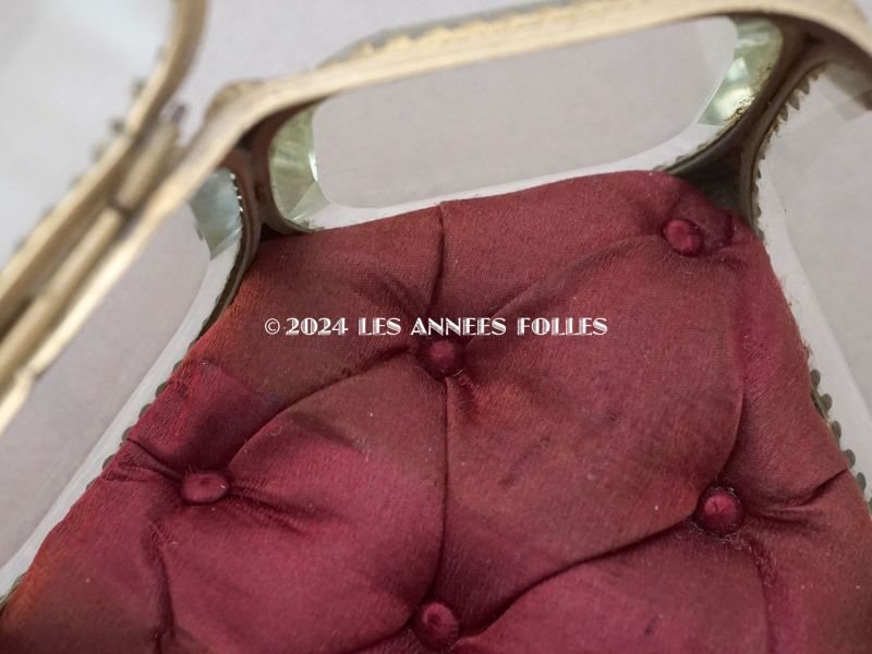 画像10: 19世紀 アンティーク 大きなジュエリーボックス 六角形 ワイン色のシルク製クッション