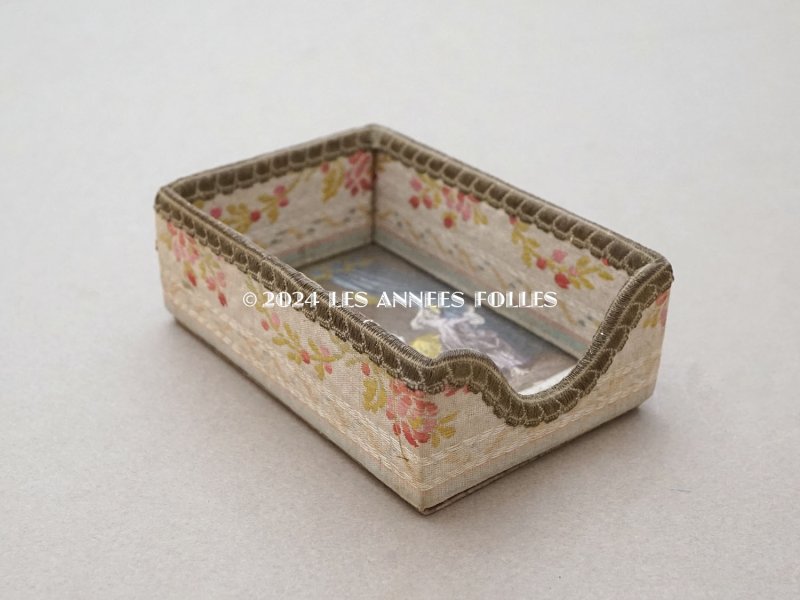 画像6: アンティーク 小さな小物入れ プリンセスの目覚め  花のジャガード織