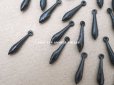画像2: アンティーク ゼラチン製 スフレ スパンコール アイシクル型 ブラック 16mm 100ピースのセット (2)