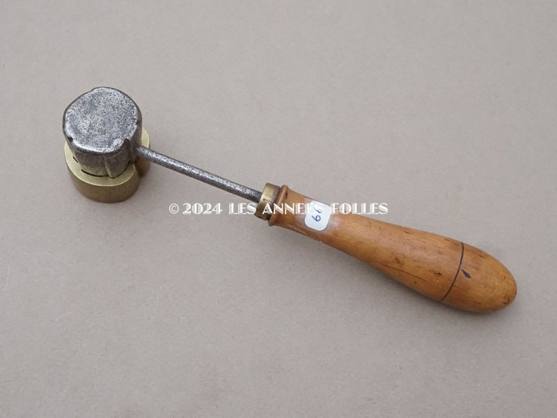 画像6: 19世紀末 アンティーク  こて リーフ 型押し 