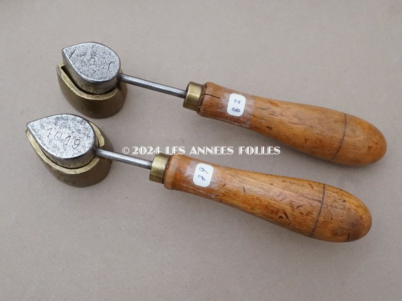 画像6: 19世紀末 アンティーク  こて 薔薇のリーフ 型押し 2点セット