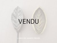 19世紀末 アンティーク  こて リーフ 型押し 