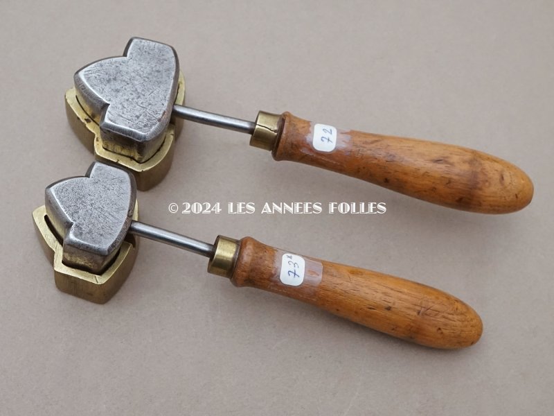 画像9: 19世紀末 アンティーク  こて & 抜き型 アイビーのリーフ 3点セット