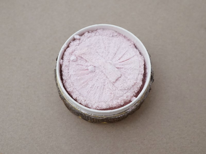 画像6: アンティーク ロココモチーフ 小さなパウダーボックス パフ付き