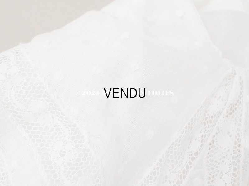 画像4: 1900年頃 アンティーク ドール&ベビー用 袖付きケープ ドット刺繍のコットンファブリック＆レース 裏地付き