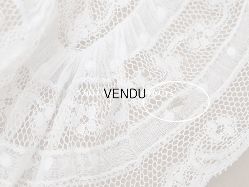 画像12: 1900年頃 アンティーク ドール&ベビー用 袖付きケープ ドット刺繍のコットンファブリック＆レース 裏地付き