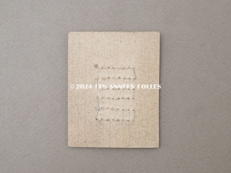 画像10: アンティーク マザーオブパール製 極小 ボタン 5mm パールホワイト 24ピース シェルボタン