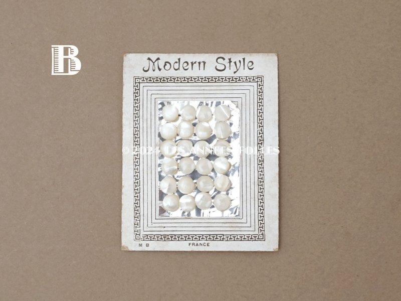 画像5: アンティーク マザーオブパール製 極小 ボタン 5mm パールホワイト 24ピース シェルボタン