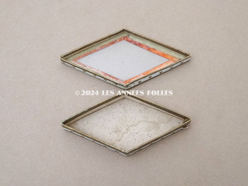 画像7: 19世紀末 アンティーク 星柄 ガラスの蓋の紙箱 ダイヤ型