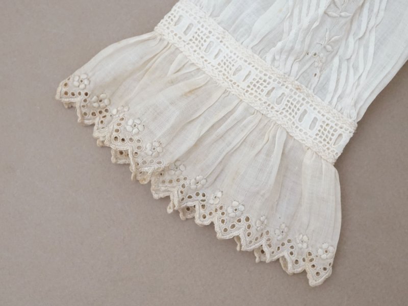 画像9: アンティーク ドール＆ベビー用 花刺繍のブラウス ホワイトワーク&レース