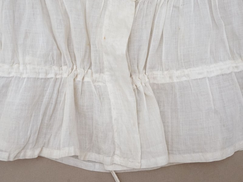 画像18: アンティーク ドール＆ベビー用 花刺繍のブラウス ホワイトワーク&レース