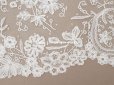 画像6: 19世紀末 アンティーク 幅広34cm アプリカシオン・アングルテール 3.05m 草花のブーケ＆ガーランド オフホワイト ボビンレース