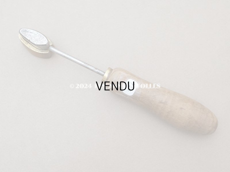 画像5: 19世紀末 アンティーク こて リーフ 型押し 