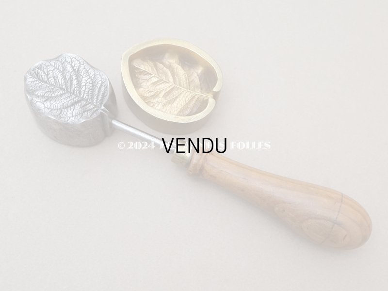 画像2: 19世紀末 アンティーク こて リーフ 型押し 