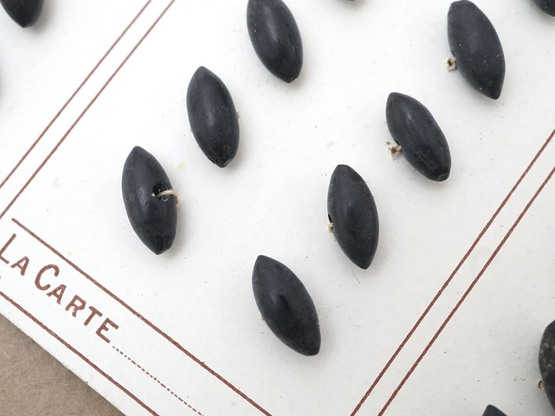 画像5: アンティーク ボタン 黒 ナベット型 36ピースのセット 12×5mm