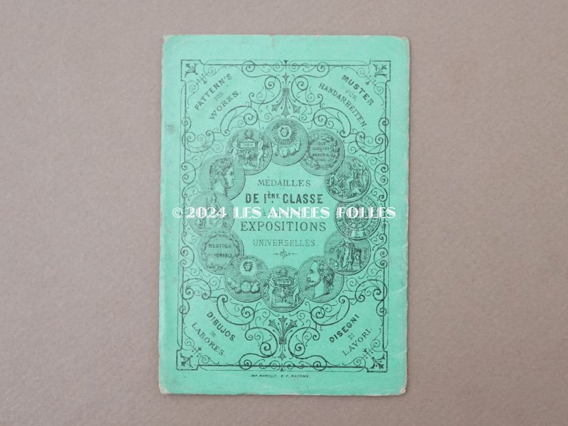画像2: 1855年頃 アンティーク クロスステッチの図案帳 COLLECTION CHOISIE DES DESSINS D'OUVRAGES DE LA MAISON SAJOU N14 - MAISON SAJOU -