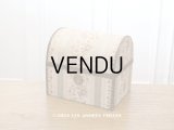アンティーク 花模様のコフレ ジャガード織