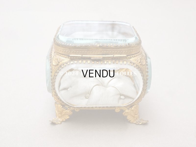 画像11: 19世紀末 アンティーク 大きなジュエリーボックス アイボリーのシルククッション