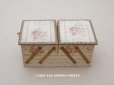 画像1: 1900年頃 アンティーク 薔薇＆リボン＆メダイヨン  カルトナージュボックス アコーディオン式 (1)