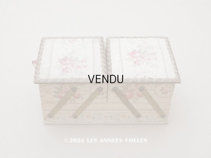 画像1: 1900年頃 アンティーク 薔薇＆リボン＆メダイヨン  カルトナージュボックス アコーディオン式