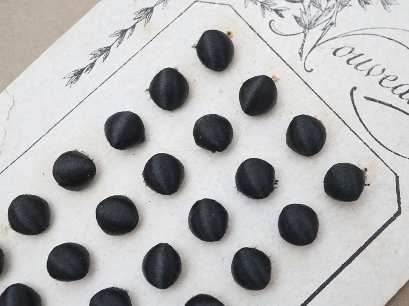 画像22: アンティーク シルクサテンのくるみボタン 8mm 黒 24ピース NOUVEAUTE - UNIS FRANCE -