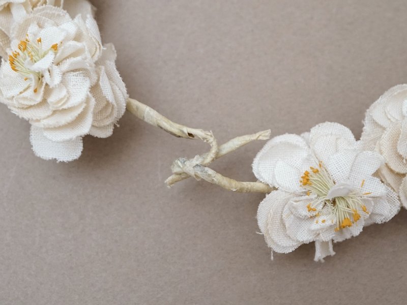 画像4: *蚤の市*アンティーク 白薔薇のティアラ ウェディング  花冠 オフホワイト 布花