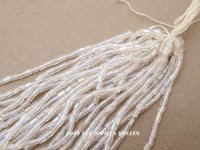 【15周年セール対象外】アンティーク オーロラ加工 ライン入り シードビーズ ガラス製 40g