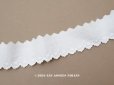 画像1: アンティーク ドット刺繍入り スカラップレース コットン製 0.95m 幅3.8cm (1)